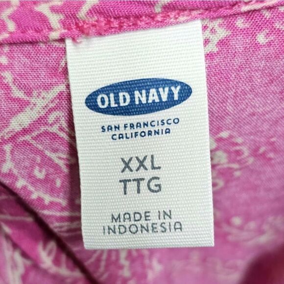 NWOT! Sweet Floral Top - Picture 7 of 11